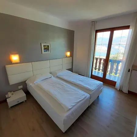 Park Hotel Val Di Monte ***S Malcesine Exterior photo